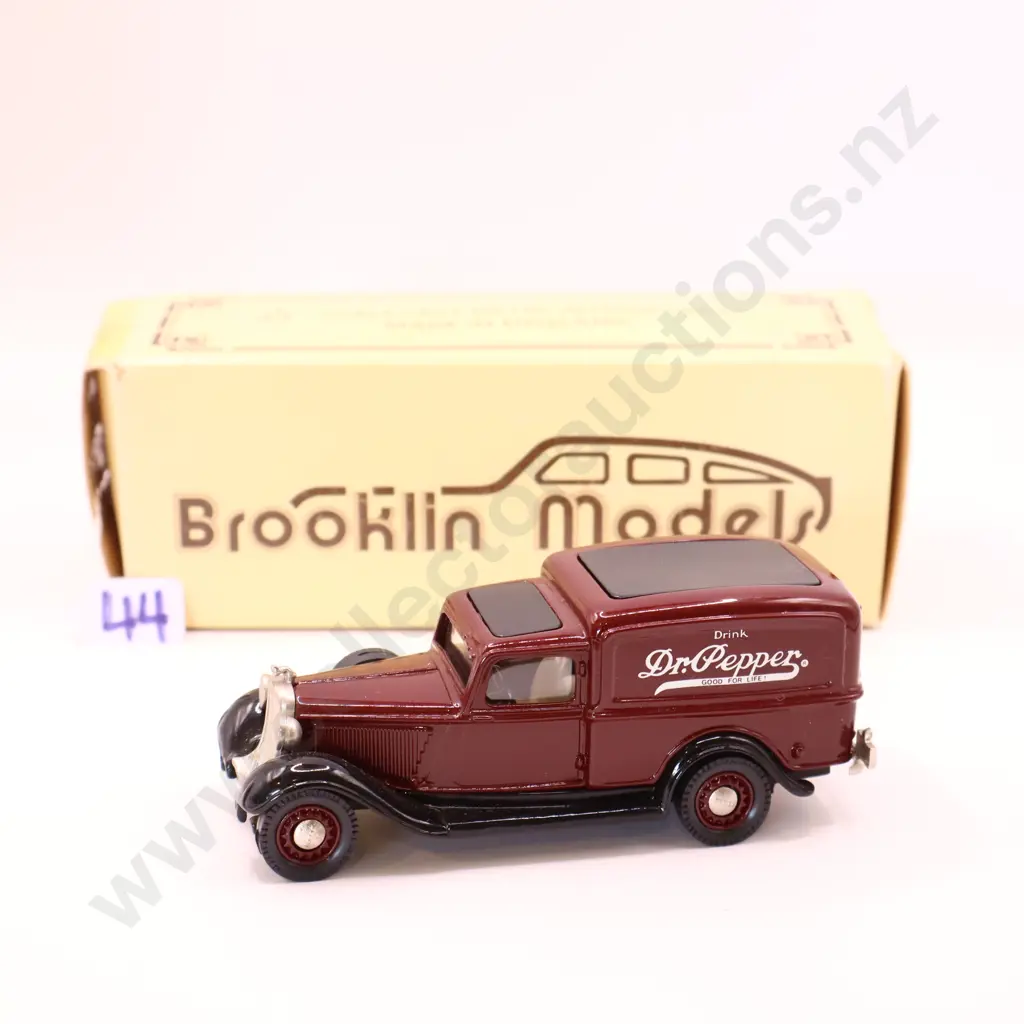 1/43 Brooklin Models  1935 Dodge Van Image 1++