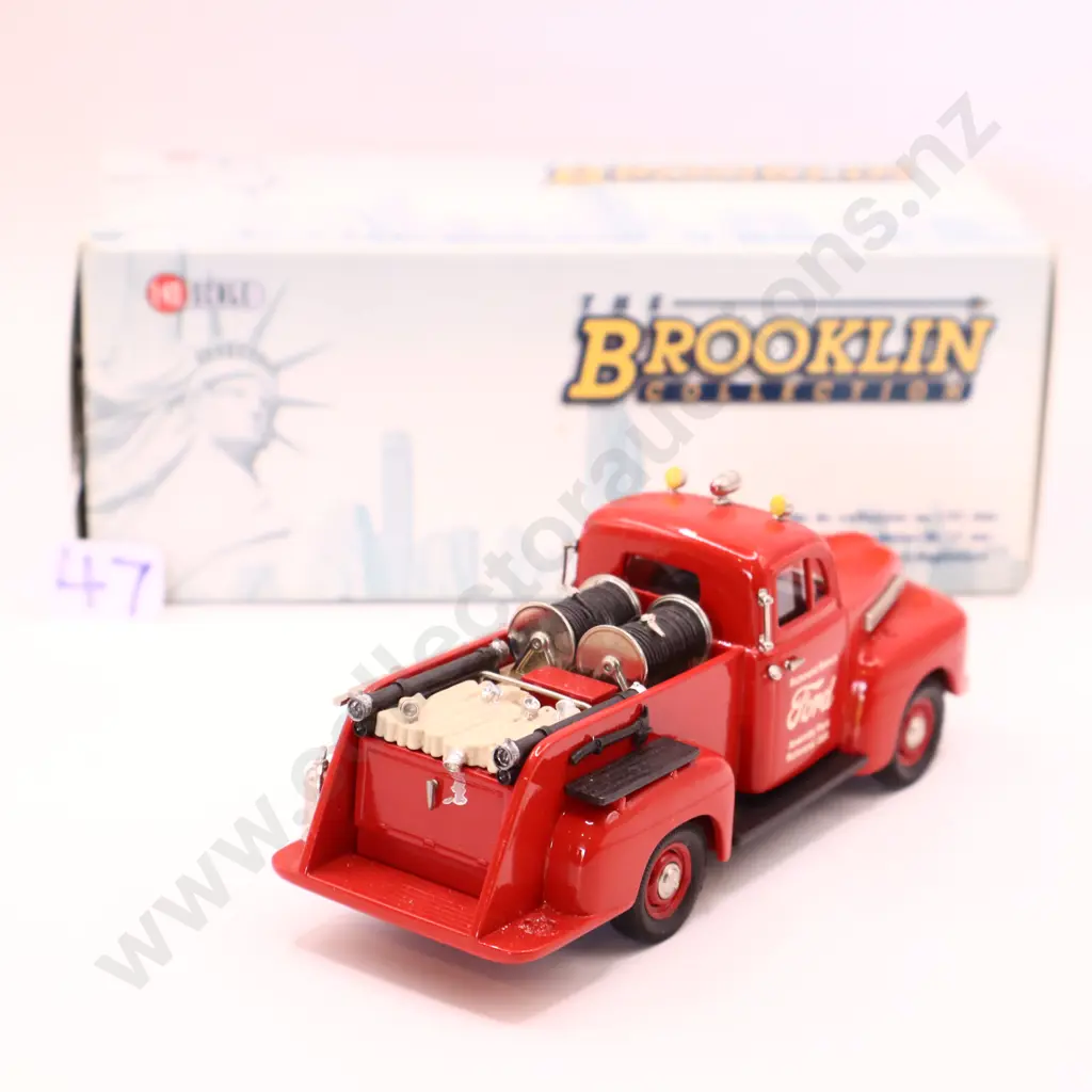 1/43 Brooklin Models  1948   Forf F1  Fire Truck    Image 1++