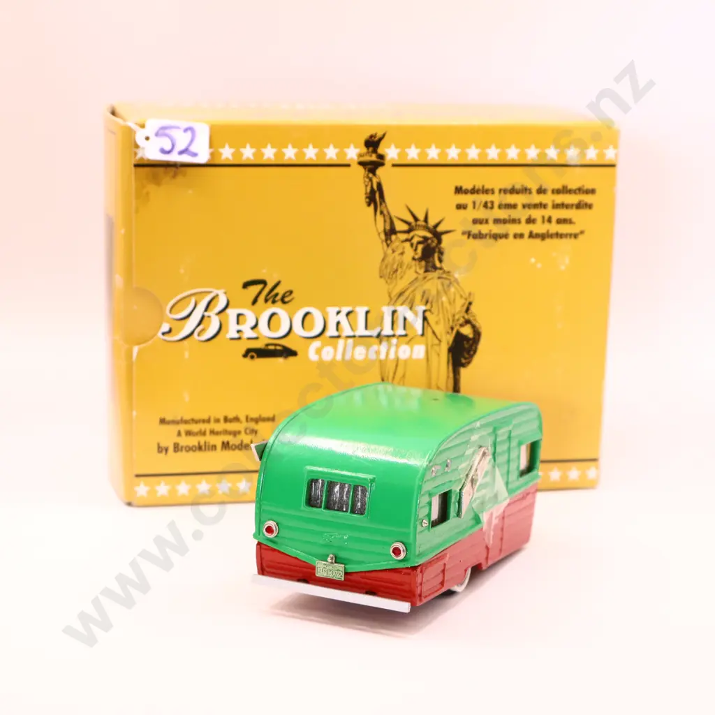 1/43 Brooklin Models 1958 Shasta Airflyte Travel Trailer   Image 1++