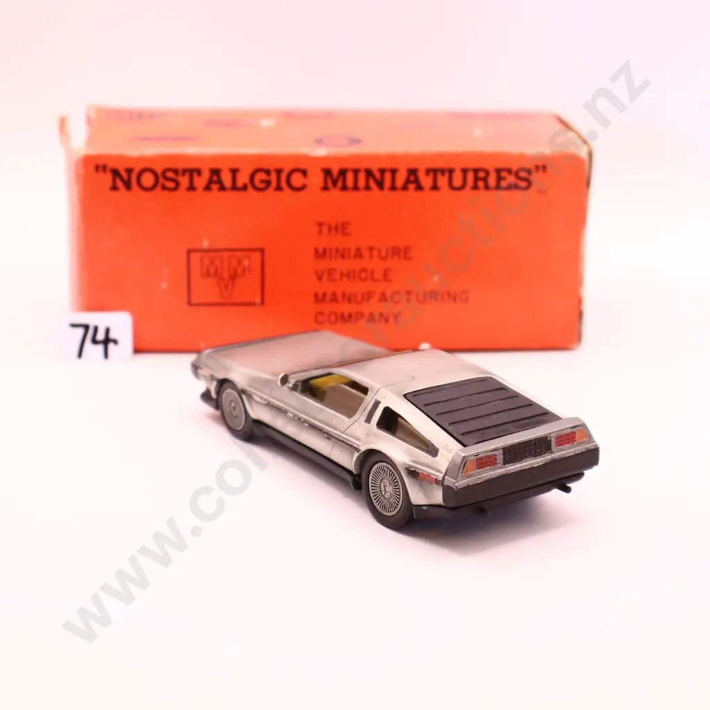 Nostalgic  Miniatures  Delorean Image 1++
