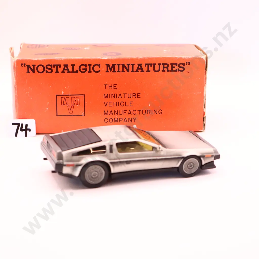 Nostalgic  Miniatures  Delorean Image 1++