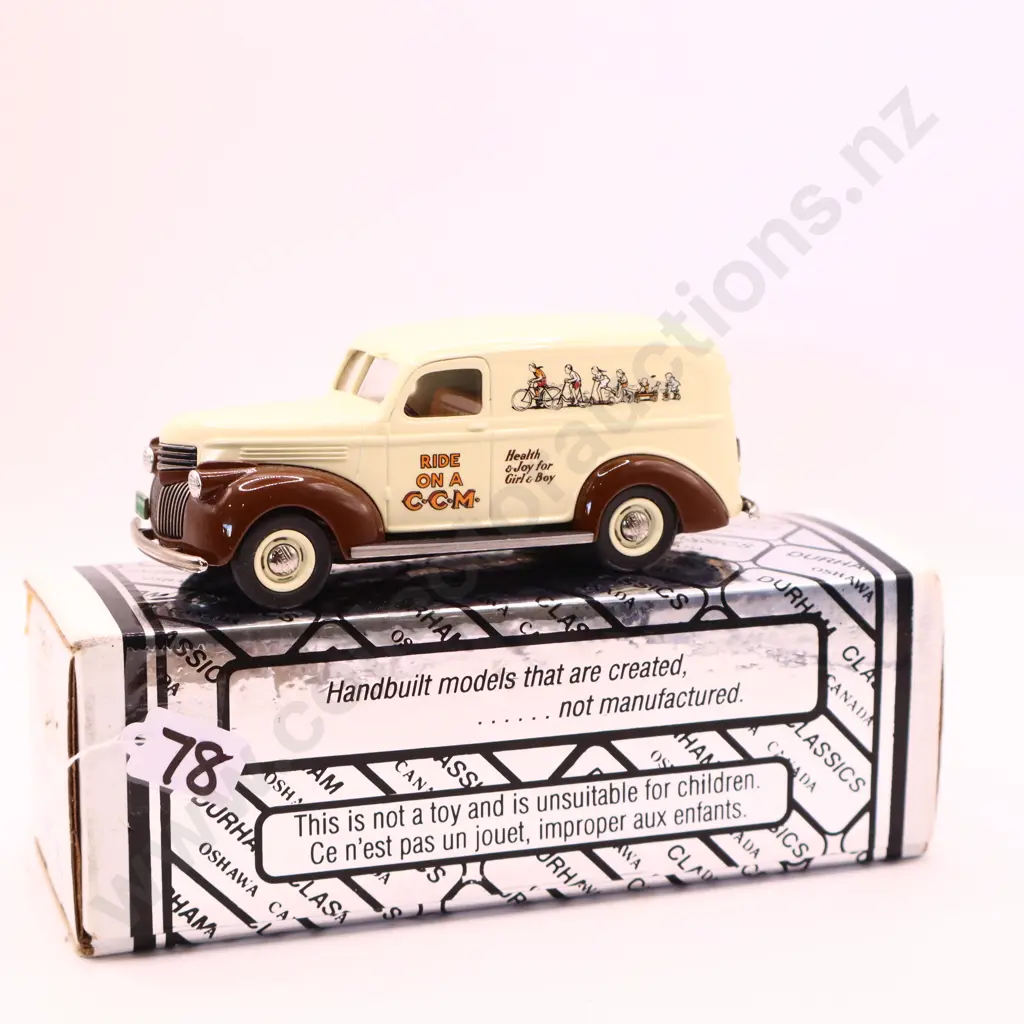 1/43  Durham  Classics  1941  Chevrolet Panel  " 1 of 100 " Image 1++