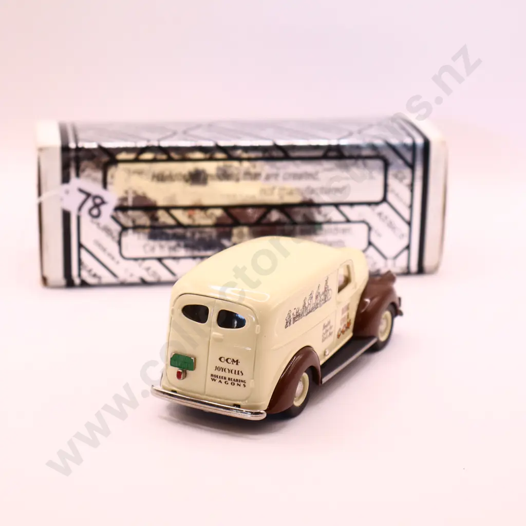 1/43  Durham  Classics  1941  Chevrolet Panel  " 1 of 100 " Image 1++