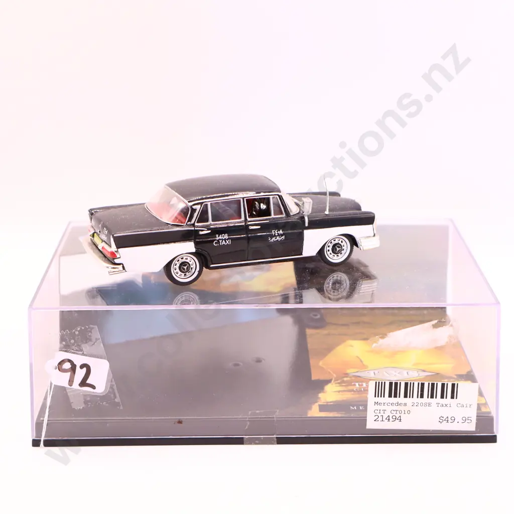 1/43  Vitesse  CITY TAXI Cairo  Merceded  220 SE Image 1++