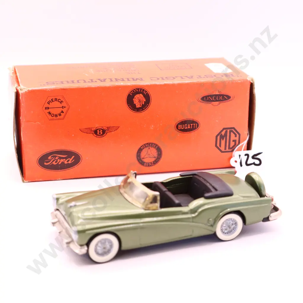 1/43  Nostalgic Miniatures   1953  Buick Skylark  Image 1++