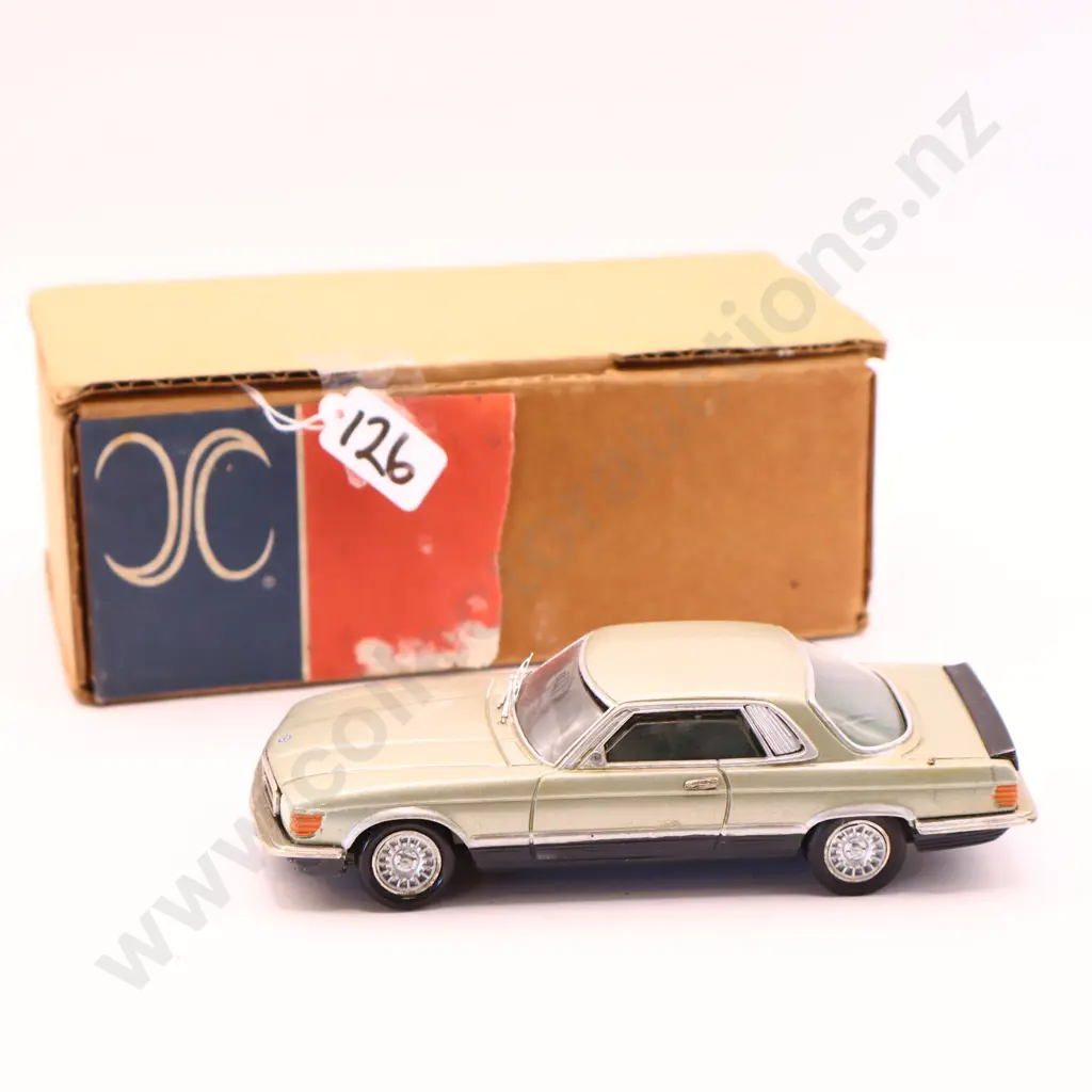 Maquette  Mercedes 500 SLC Image 1++