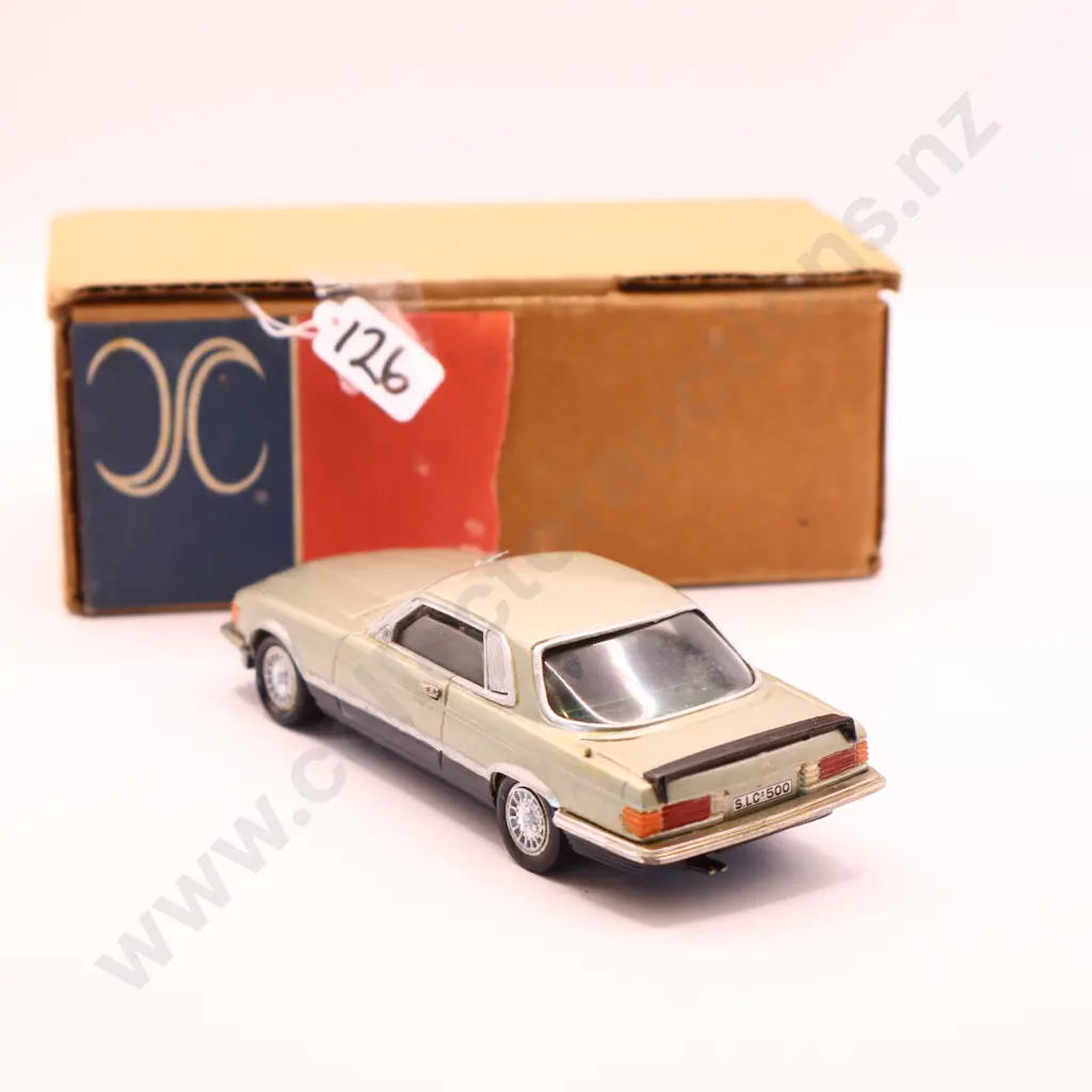 Maquette  Mercedes 500 SLC Image 1++