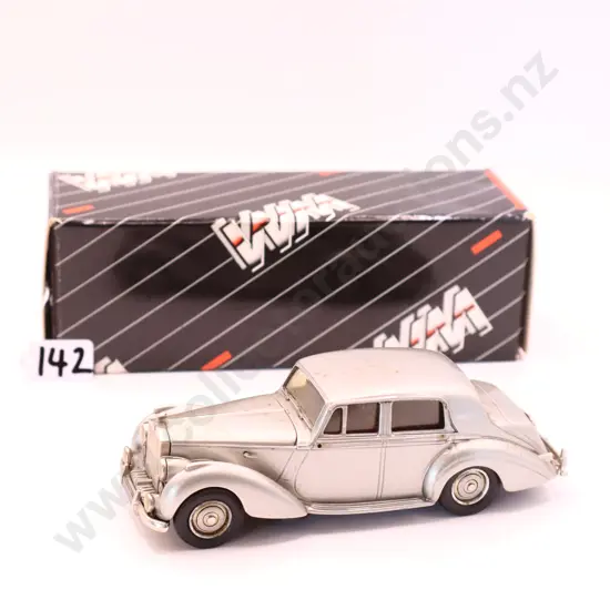 1/43 Western Models  1949  Rolls Royce  Silver dawn 