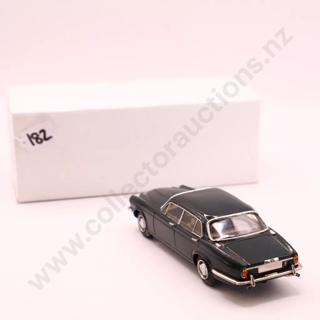 SMTS  Jaguar XJ6  Series II Image 1++