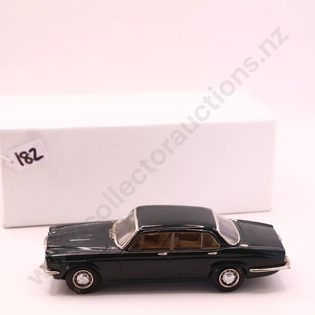 SMTS  Jaguar XJ6  Series II Image 1++