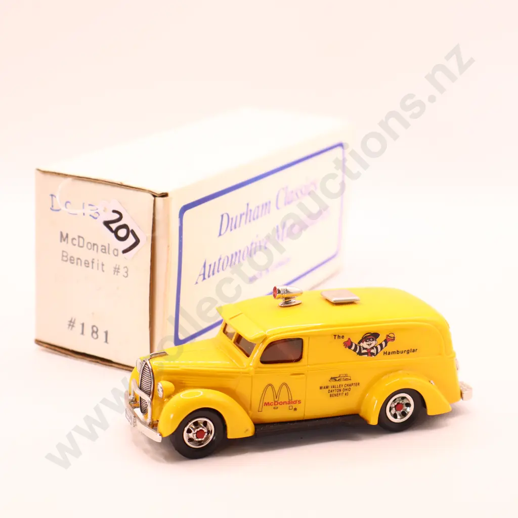 1/43 Durham Classics  39 ford Panel Van Mc Donalds  Image 1++