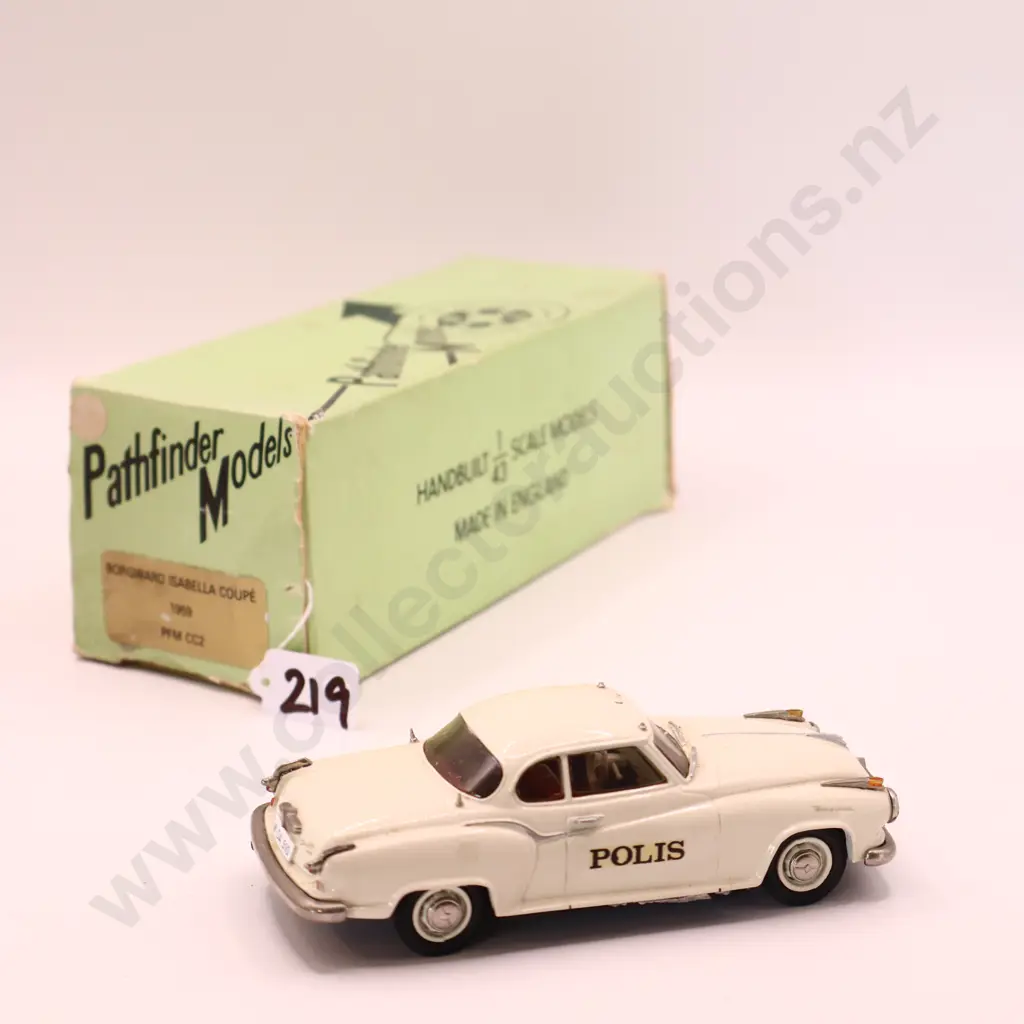 1/43 Pathfinder Models  Borgward Isabella Coupe 1959 Image 1++