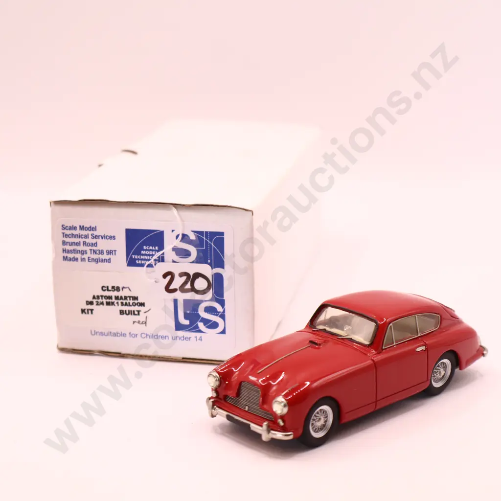 SMTS  Aston Martin  DB2 / 4 Four wheel models  Image 1++