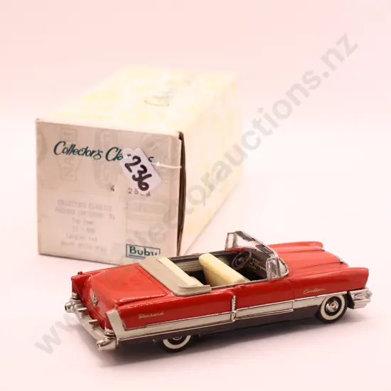 1/43 Collectors Classics Packard Caribbean 56