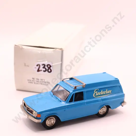 1/43 Rob Eddie  Volvo  145 Express Van Electrolux 