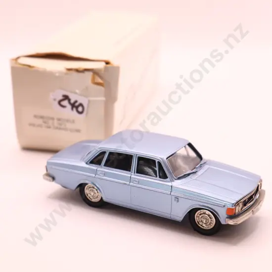 1/43  Rob Eddie Volvo 144 Grand Luxe 