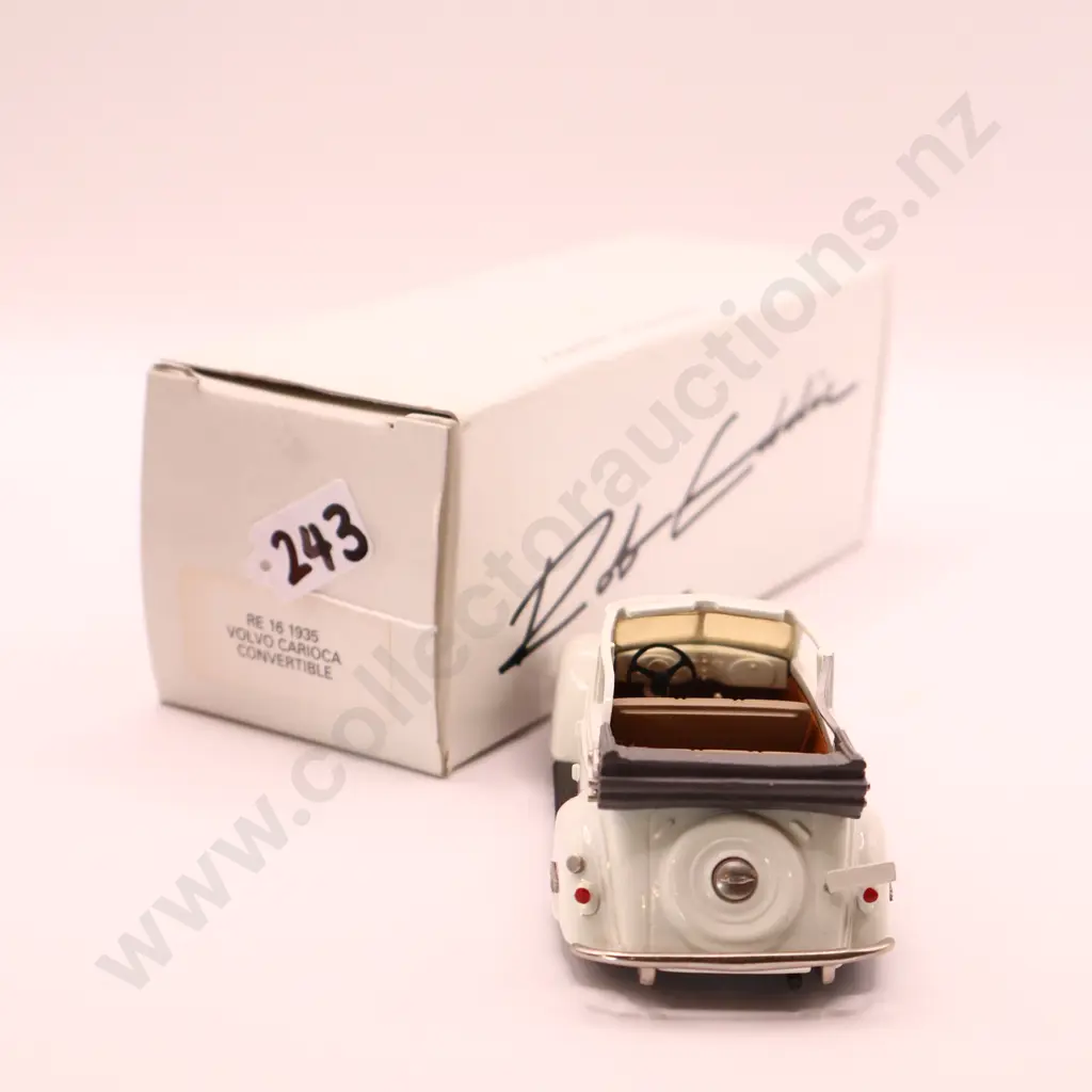 1/43  Rob Eddie Volvo 1935 Carioca  Image 1++
