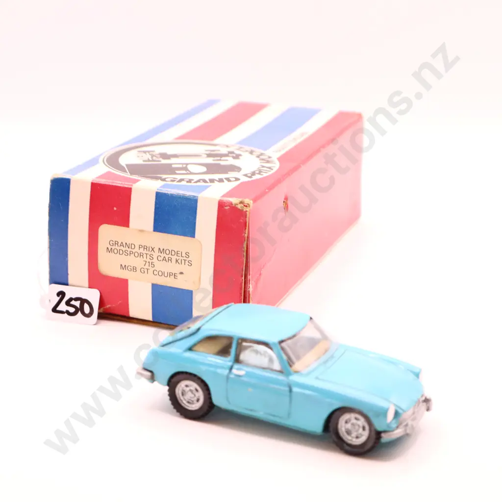 Grandprix  Modsport  Car Kit  MGB  GT Coupe  Image 1++