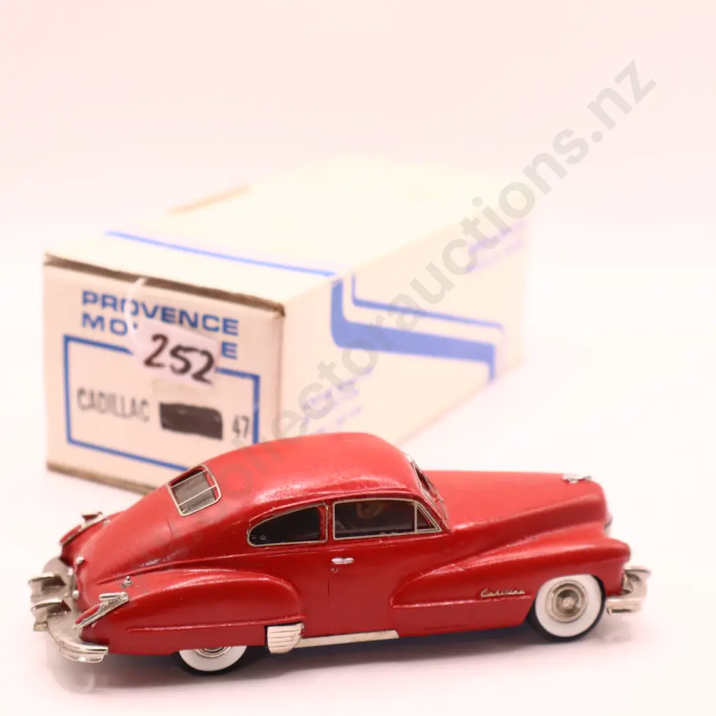 Provence Moulage  1947 Cadillac Coupe  Image 1++