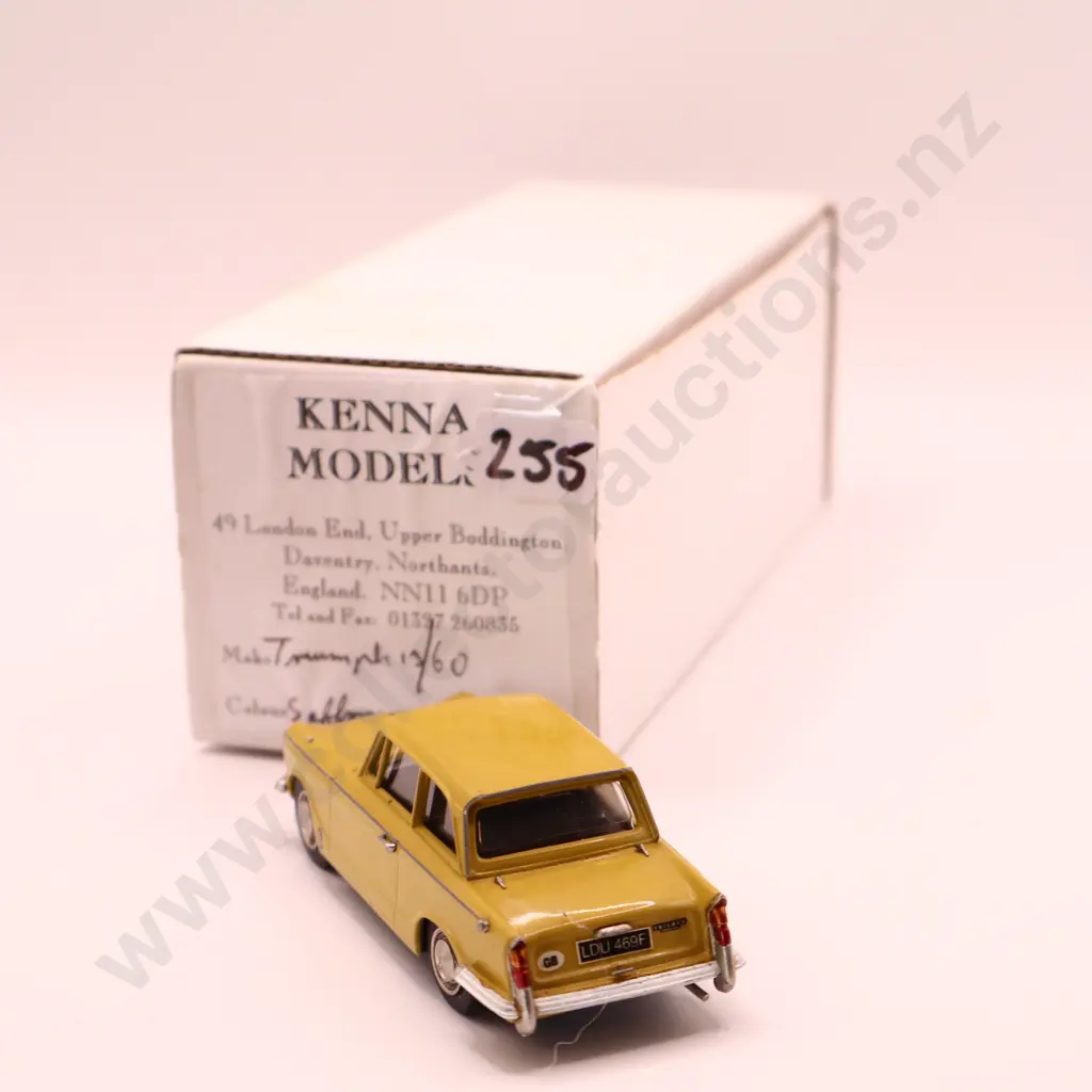 1/43 Kenna Models Triumph Herald  Image 1++
