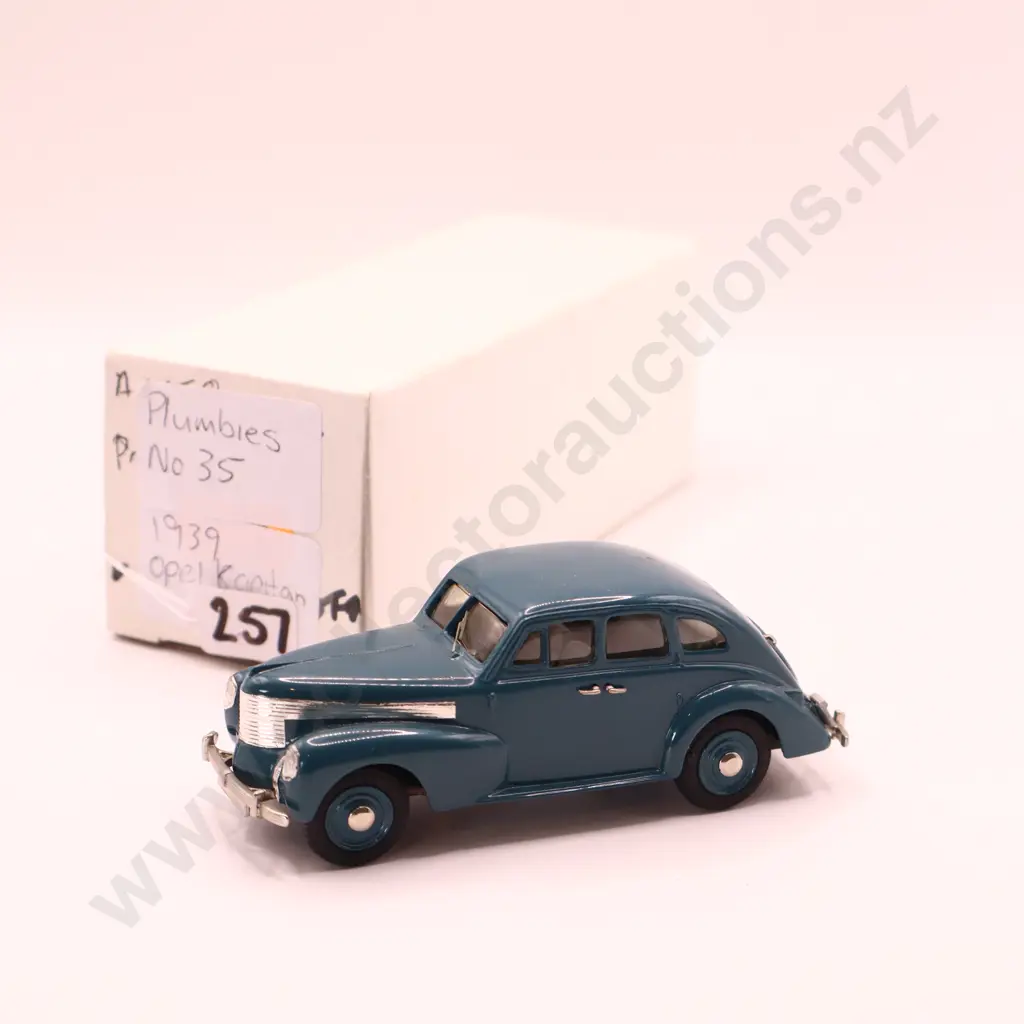Plumbies 1939 Opel Kapitan  Image 1++