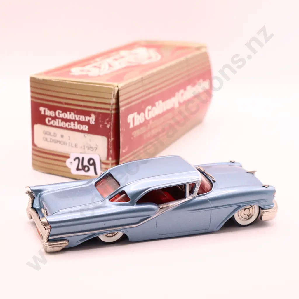 1/43 T he Goldrang Collection  Oldsmobile Starfire 1957 Image 1++
