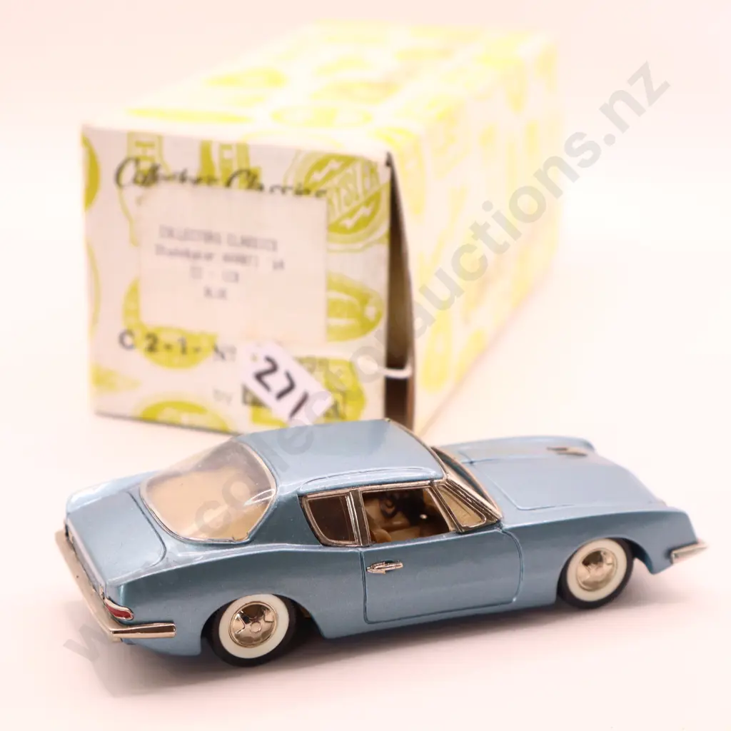 1/43 Collectors Classics  Studebaker  Avanti 64 Image 1++