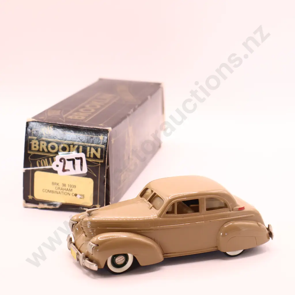 1/43 Brooklin Models  Graham Combination Coupe 1939 Image 1++