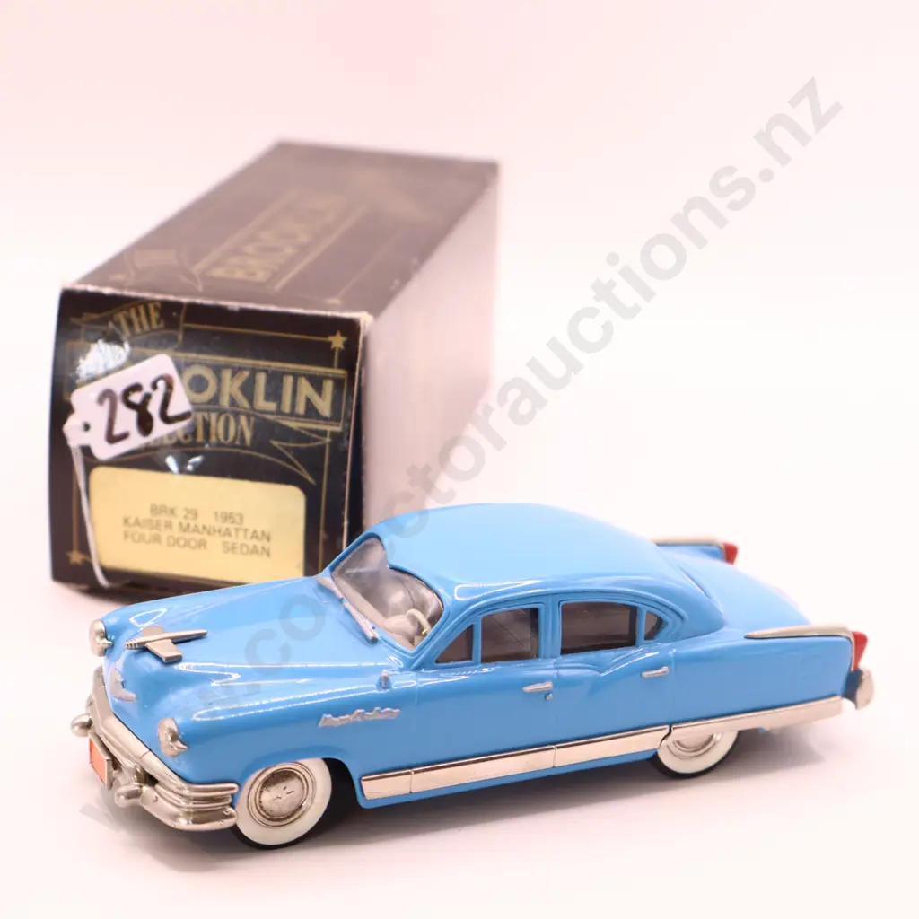 1/43 Brooklin Models  Kaiser Manhattan Sedan  1953 Image 1++
