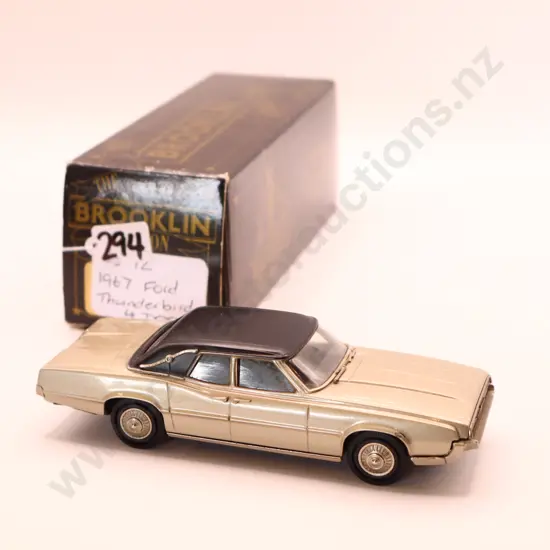 1/43 Brooklin Models  Ford Thunder Bird  1967