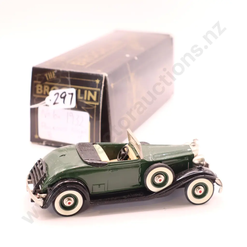 1/43 Brooklin Models  Packard 8  1932  Image 1++