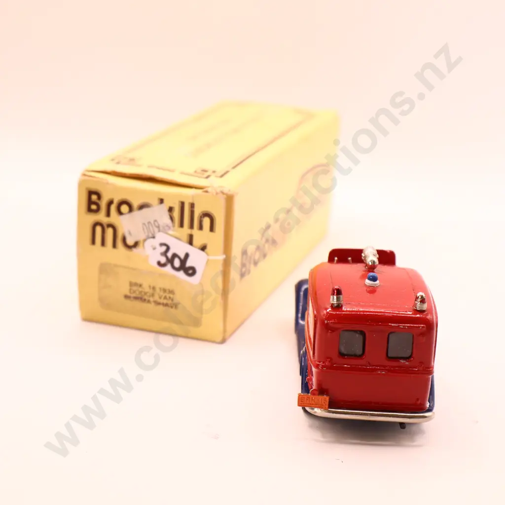 1/43 Brooklin Models  Dodge Van  Fire Rescue  1936  Image 1++