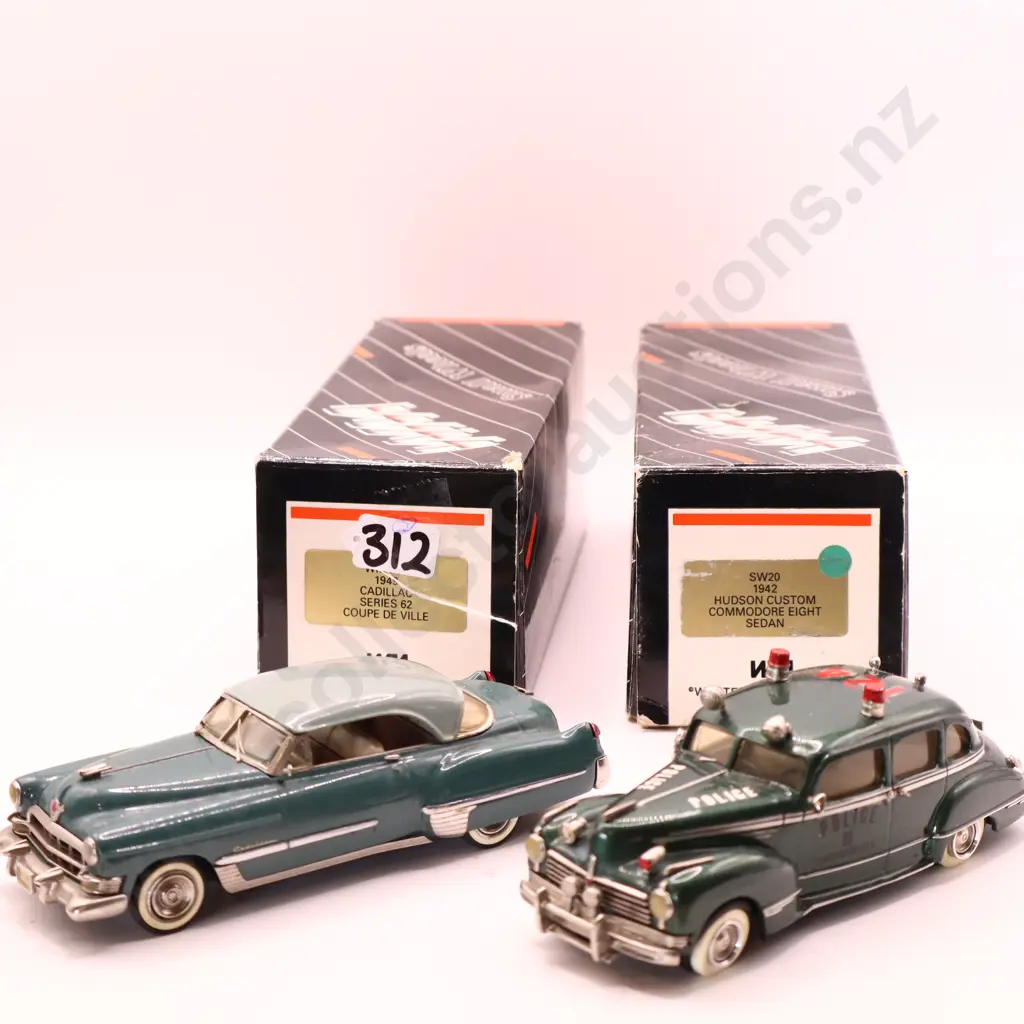 Western Models assorted  x 2 Boxed Cars Image 1++