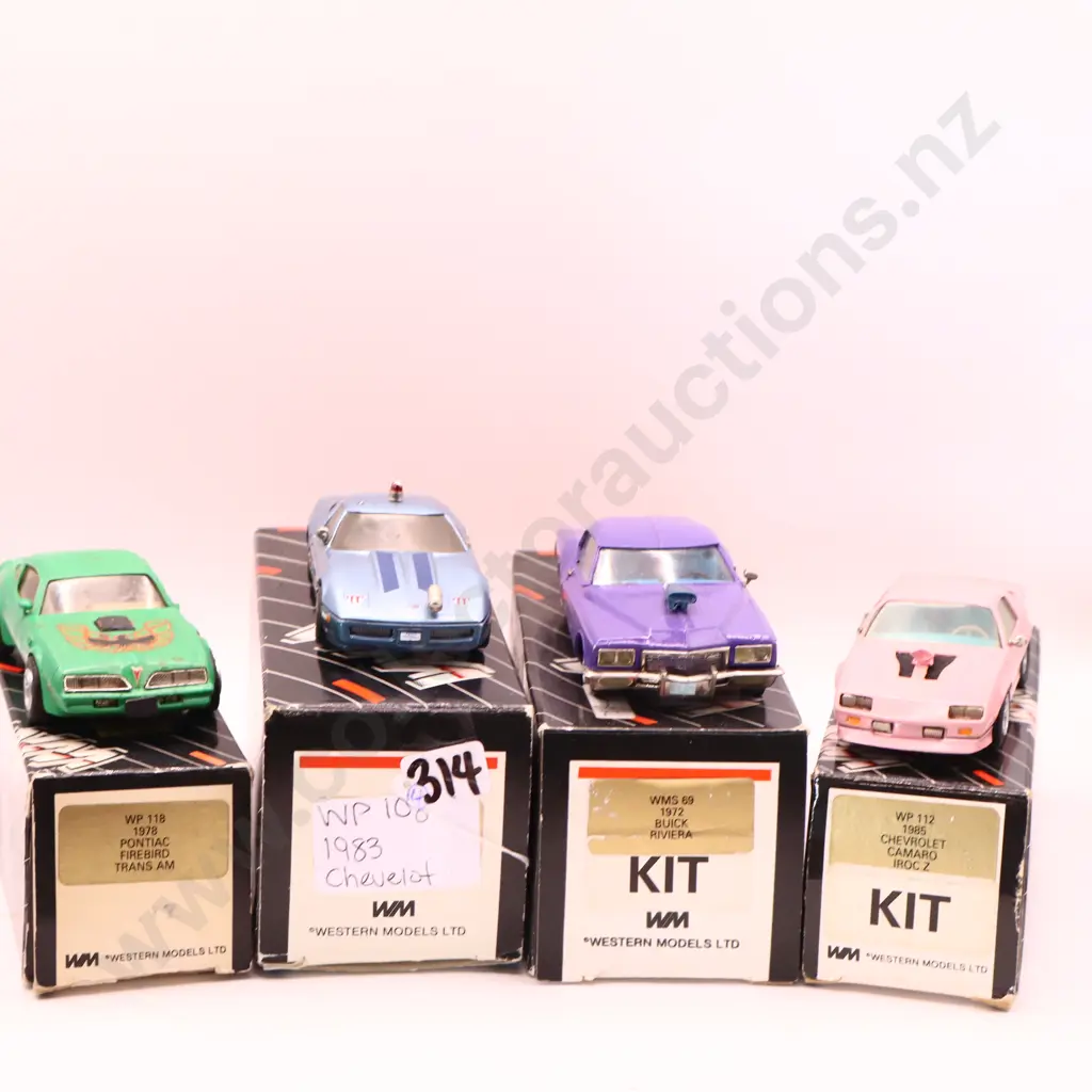 Western Models assorted  x 4 Boxed Cars Image 1++