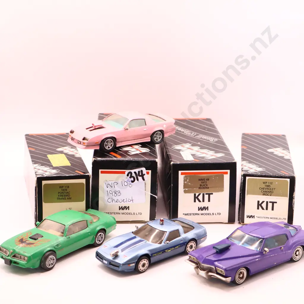 Western Models assorted  x 4 Boxed Cars Image 1++