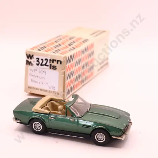 Western Models  Aston Martin  V8