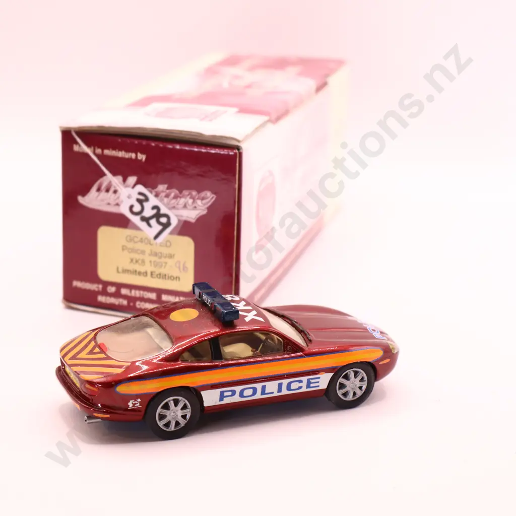 Milestone Models  Jaguar  XK8  1997 Police Car  Image 1++