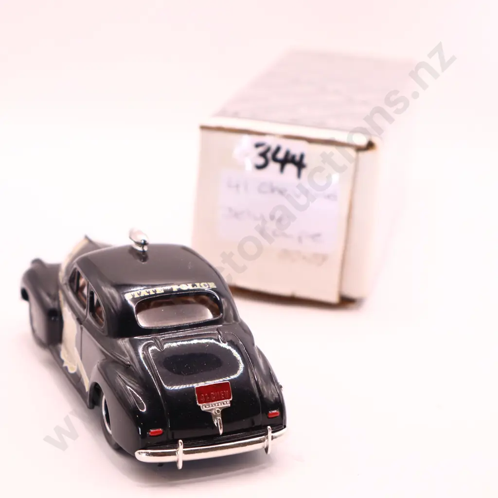 1/43 Durham Classics 41 Chevrolet Deluxe Image 1++