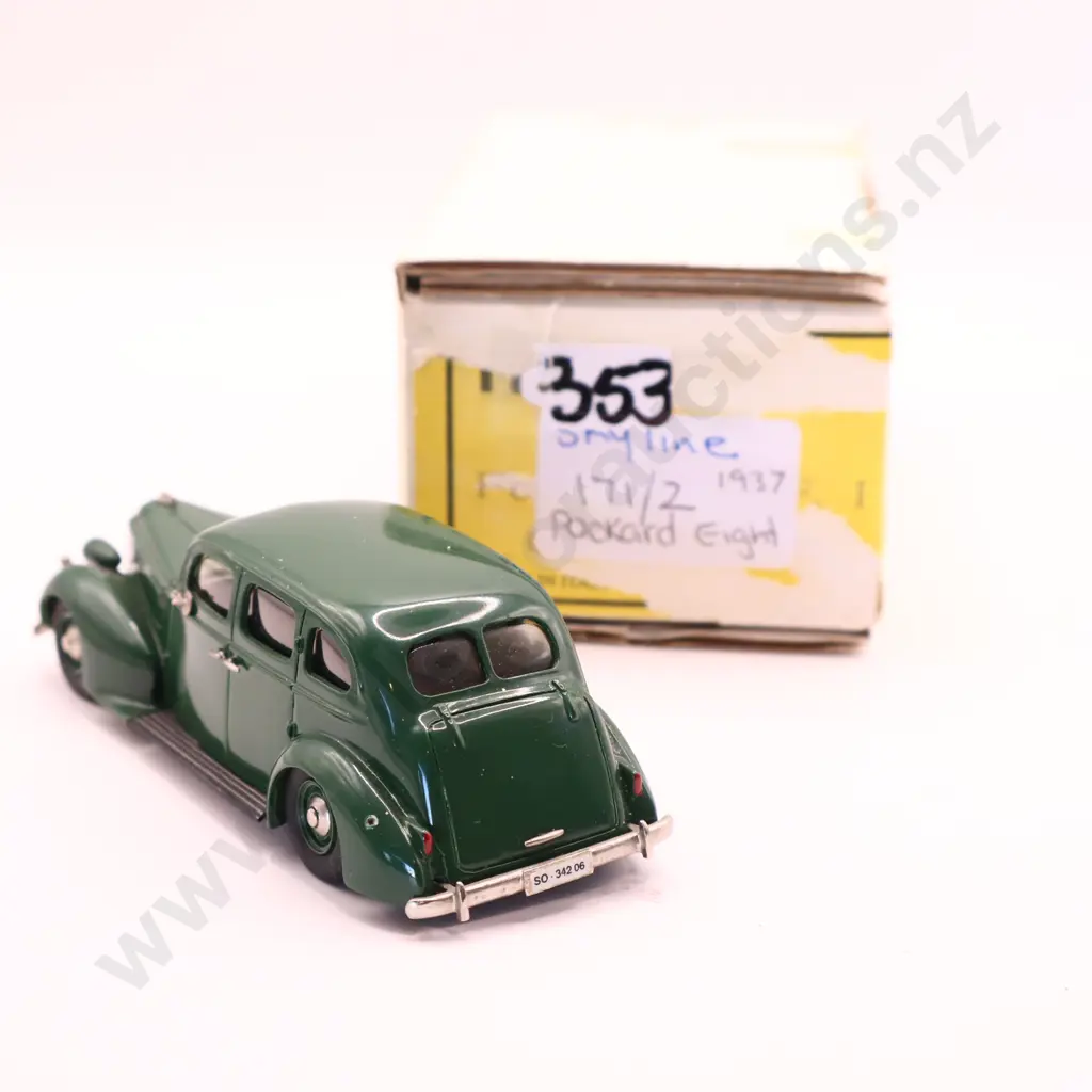 Skyline Models 1937 Packard 8 Image 1++