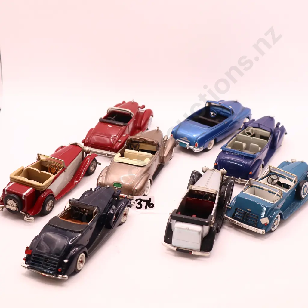 Assorted Loose Convertibles x 8 Image 1++