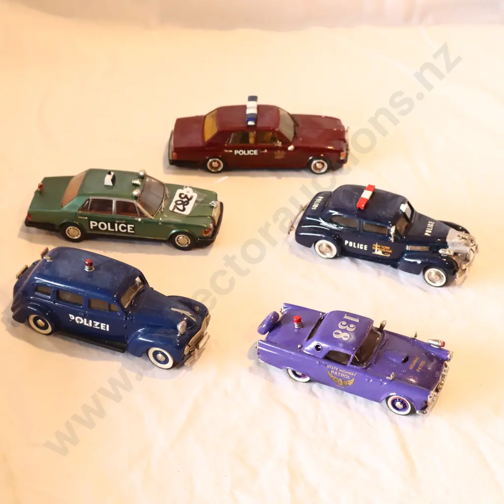 Assorted Loose Police Cars x 5 Image 1++
