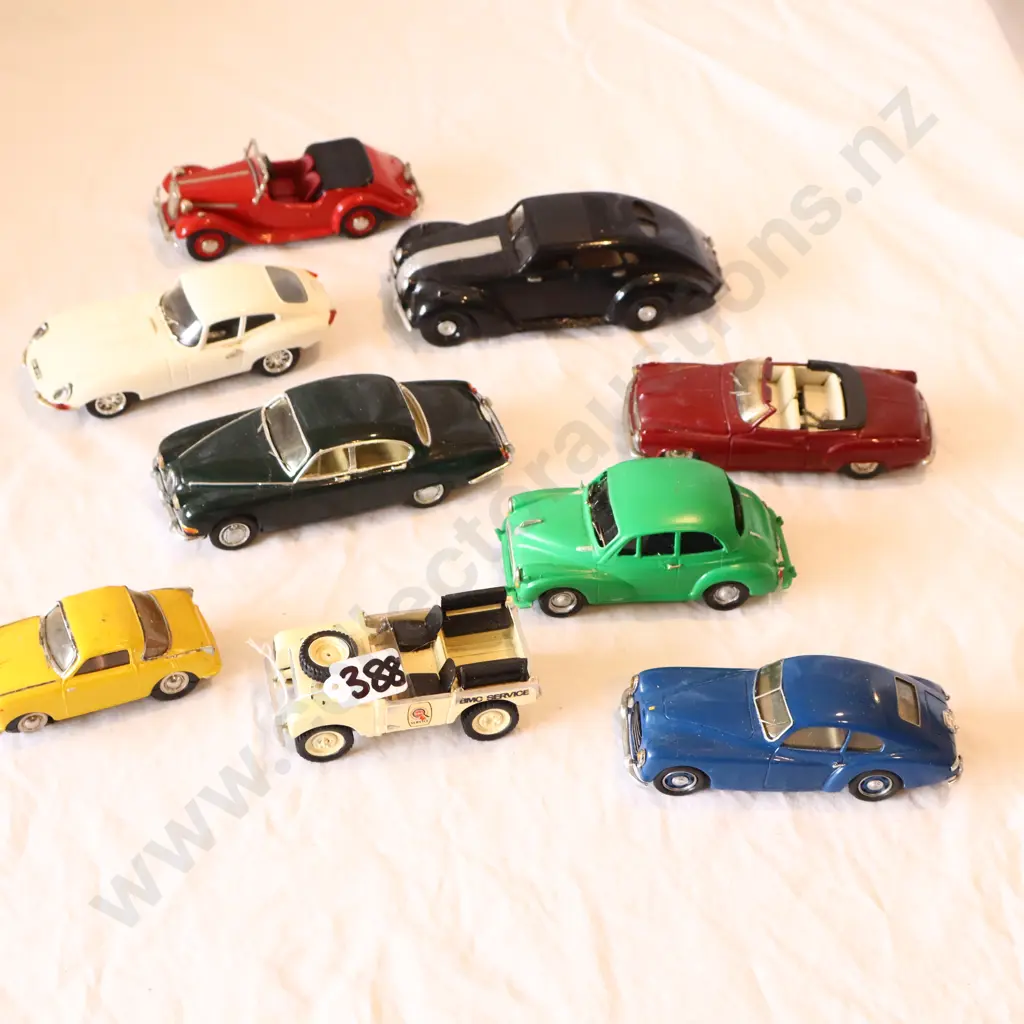 Assorted Loose Vehicles x 9 Image 1++