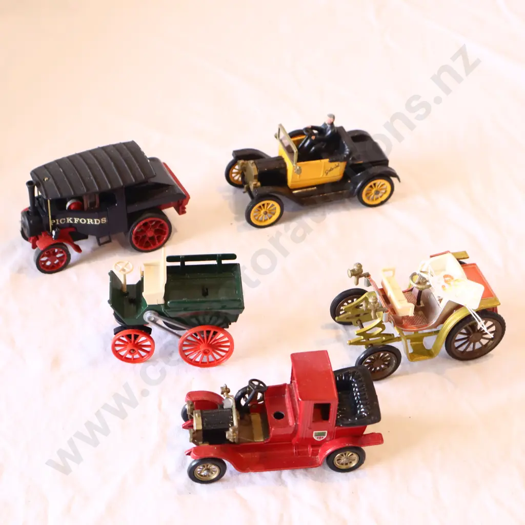 Assorted Loose Cars x 5 Image 1++