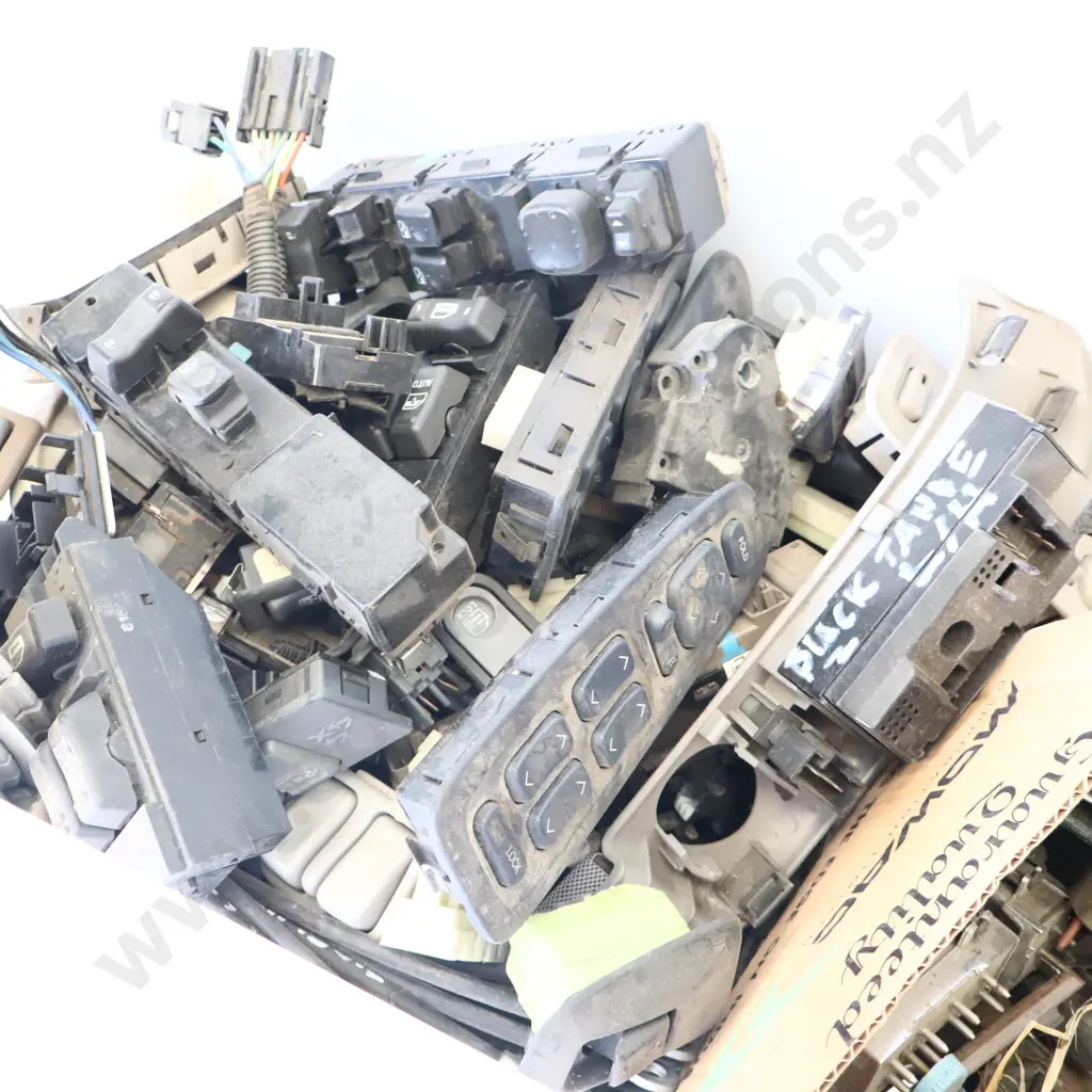 Tub of Assorted Automotive Switches & Components Image 1++