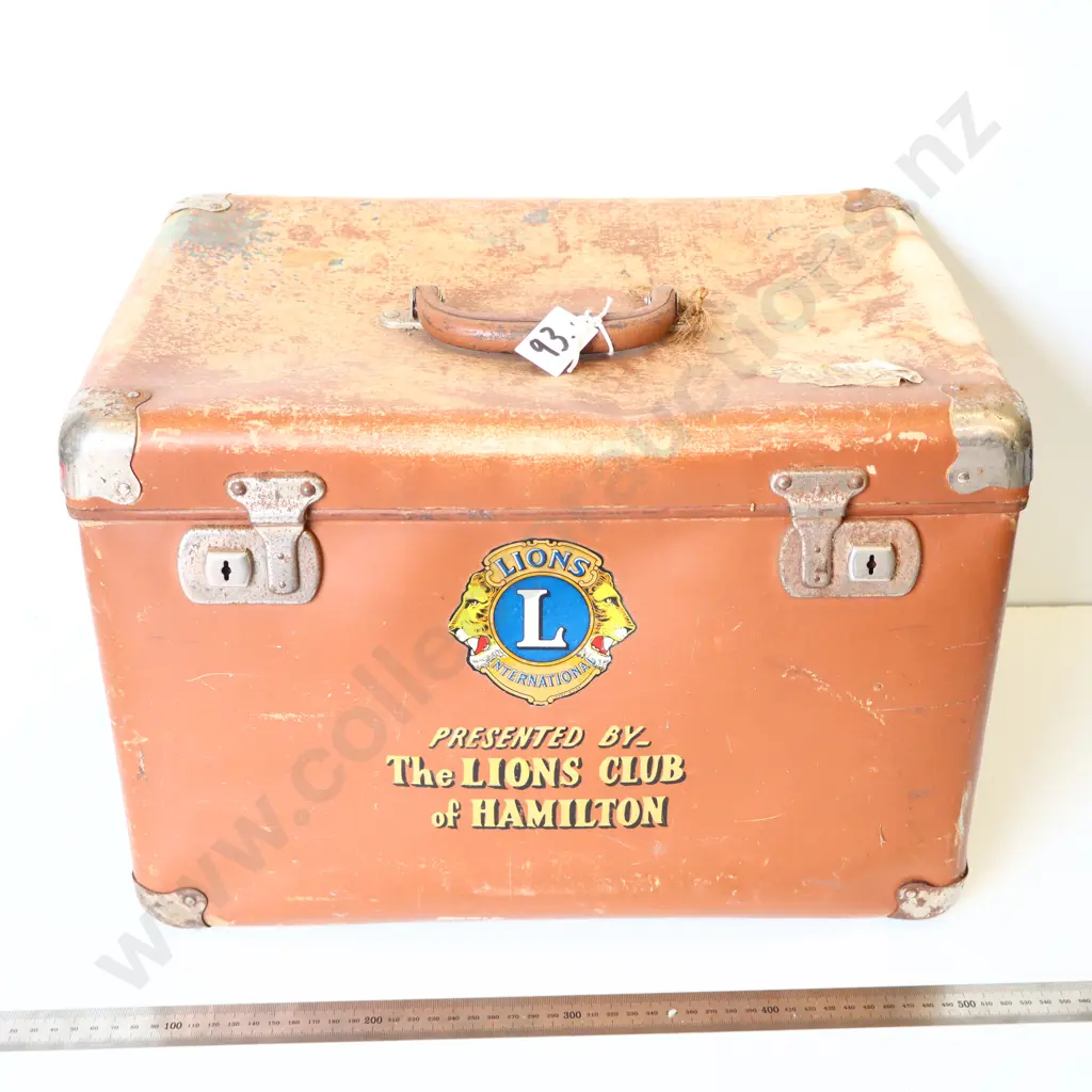 Lions Club of Hamilton Vintage Metal Trunk / Case Image 1++