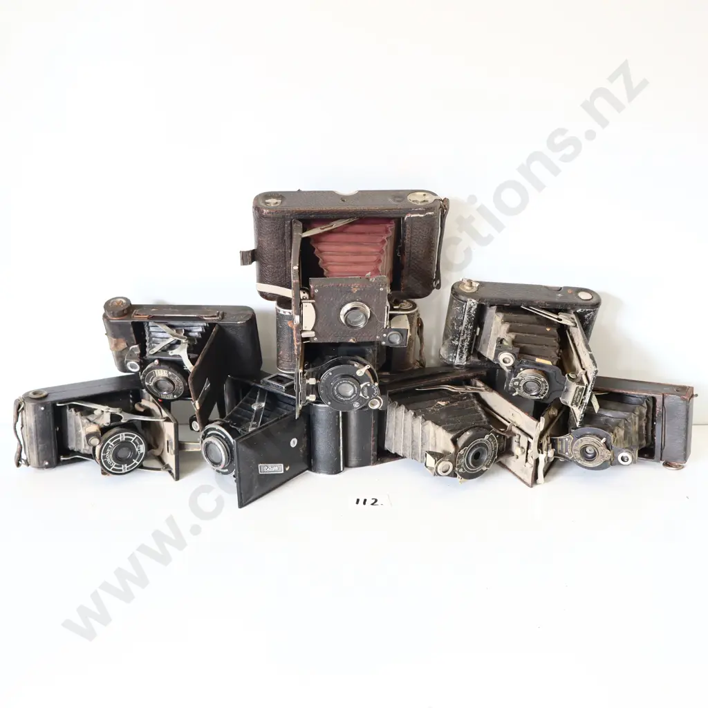 Collection of Vintage Folding Cameras Image 1++