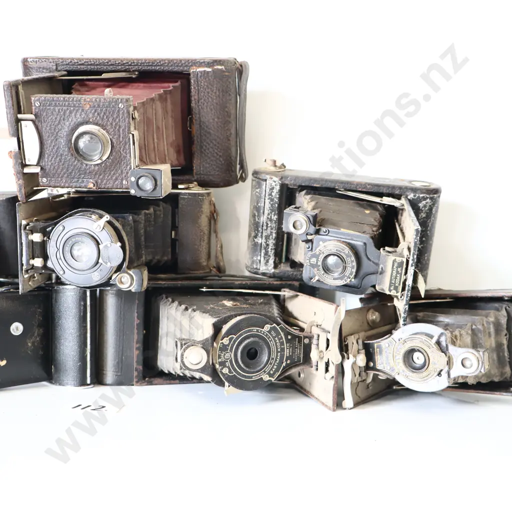 Collection of Vintage Folding Cameras Image 1++