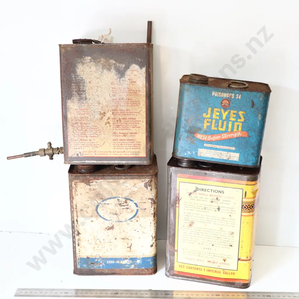 Collection of Vintage Oil & Automotive Tins (Shell, Esso, Jeyes, Re-Po) Image 1++