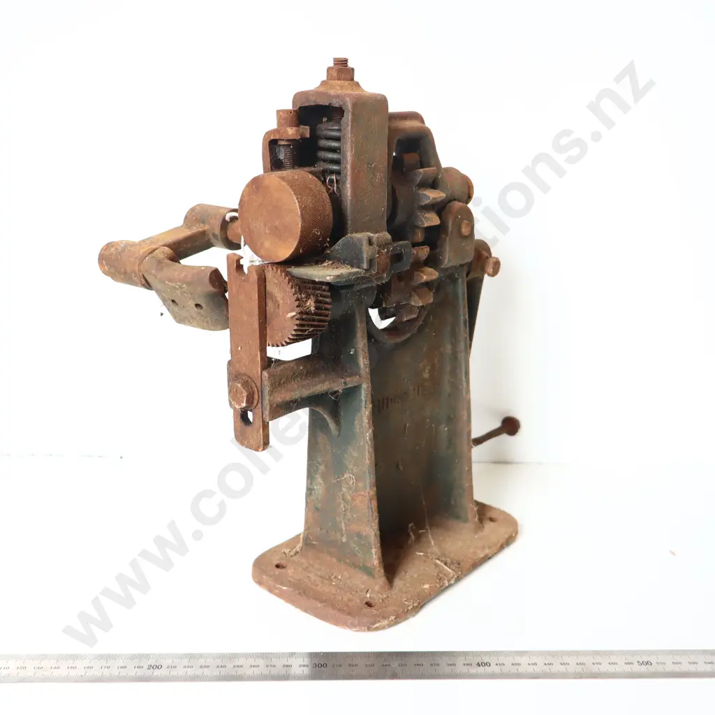 Antique Cast Iron Leather Splitting/Skiving Machine  Image 1++