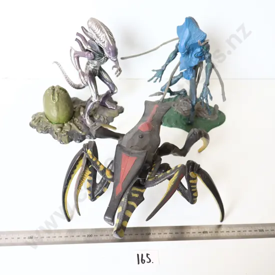 Sci-Fi Alien Figures & Creature Model Group